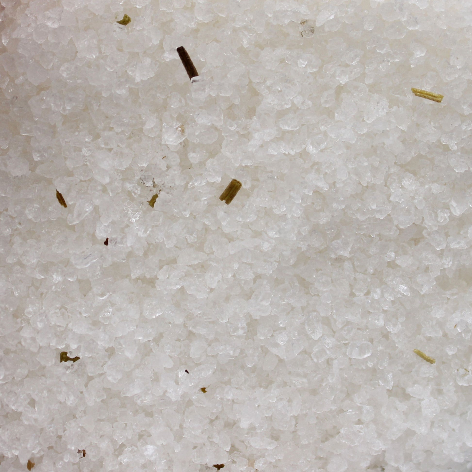 Himalayan bath salt blend in a 500g container from The Bliss Co, showing pink Himalayan salt crystals for relaxing baths.