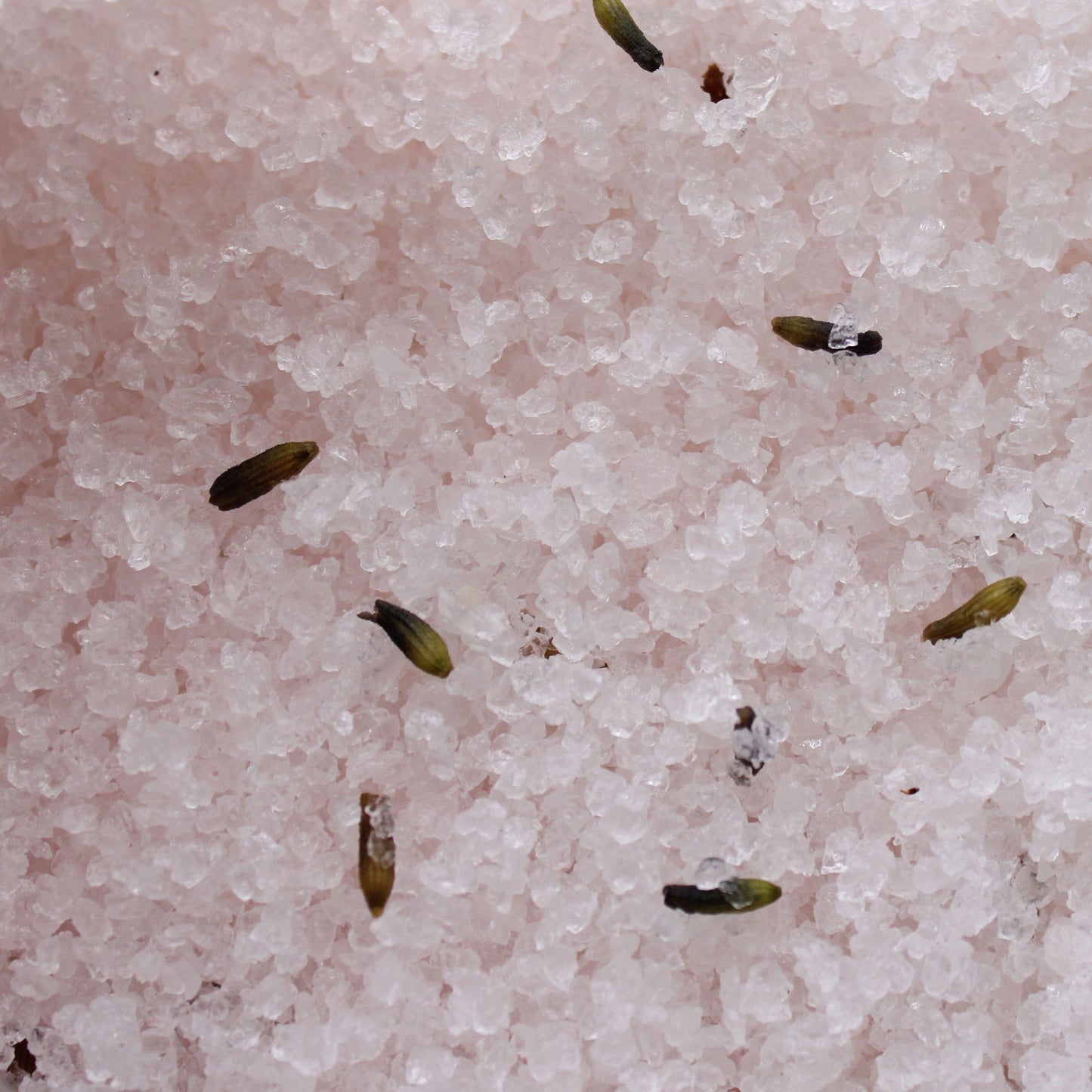 Himalayan Bath Salt Blend from The Bliss Co in a 500g jar, showcasing pink Himalayan salt crystals for relaxing bath experiences.
